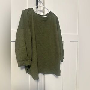 Green Relaxed Fit Knit Blouse with Crew Neckline
